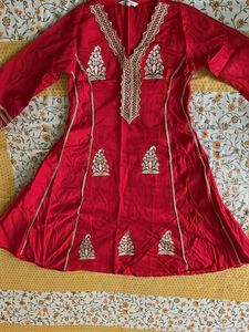 Red Embroidered Ethnic Kurta
