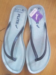 Ladies And Girls Chappal Buy Now