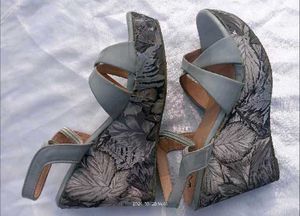 Stylish Wedge Heel Sandals