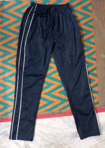 Men Track Suit which Include Pant/Jacket