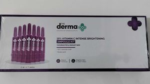 The Derma Co Vitamin C Intense Brightening Kit
