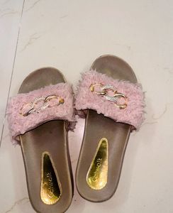 Catwalk Flipflops In Pink Color