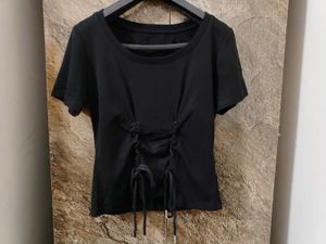 Trendy Black Top 💣