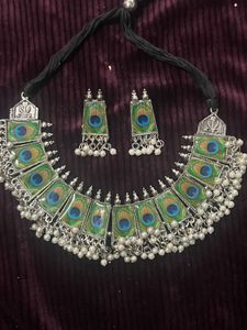 Peacock Inspired Necklace Set