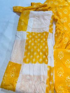 Ethnic Dupatta Set