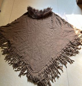 WOMEN DEGINER PONCHO WOLLEN