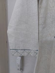 Yuris White Serene Kurta