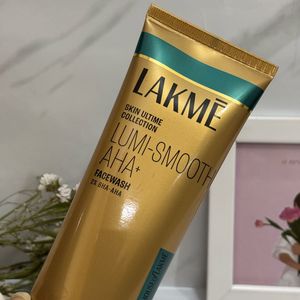 Lakme Lumi-Smooth AHA+ Facewash