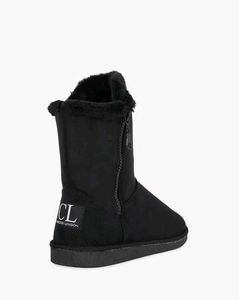 Cozy Black Winter Boots