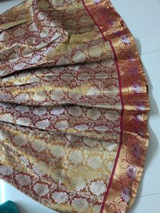 Pattu Look Alike Gown For Chubby Girls