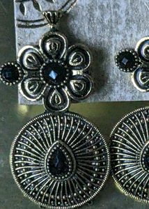 Earring