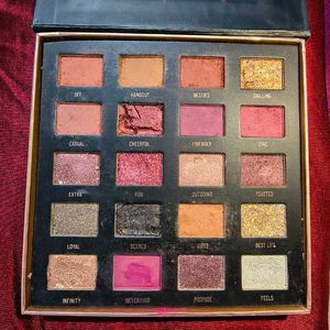 Swiss Beauty Eyeshadow Palette