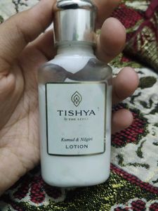 Tishya Kumud &amp; Nilgiri Lotion