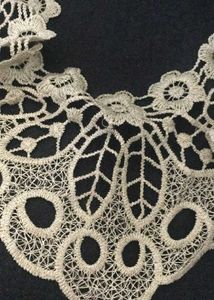 Golden Thread Neck