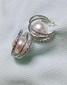 2 Pearl Hoop Earrings🤩