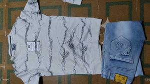 T-shirt & Jeans Bundle