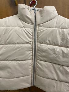 Sale!!cream buffer half jacket