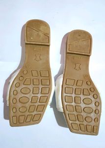 Comfortable flats for ladies and girls