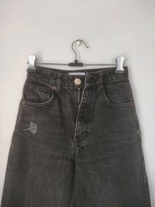 ZARA STRAIGHT FIT JEANS