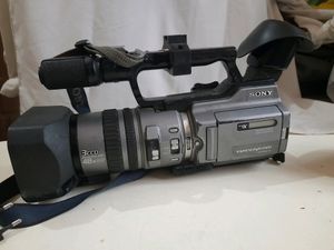 Sony VX2100 Camera