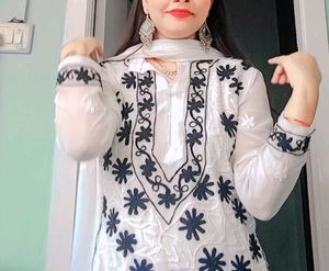 White Kurta With Duppatta.
