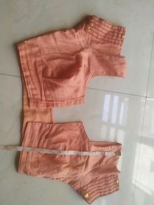 Saree With Ready Blouse