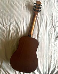 KADENCE ACOUSTIC GUITAR