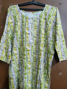 Vintage-Inspired Green Kurti