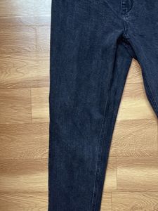 WOMEN GREY JEANS