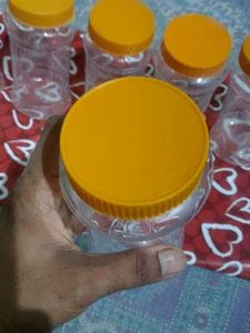 Plastic Food Storage Containers - Set of 6