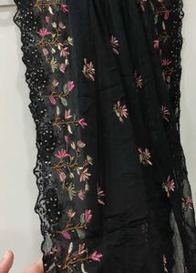 😍trending black Pakistani style dress