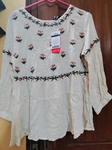 MAX Floral Tunic New With Tag