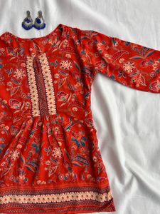 Floral Print Short Kurti