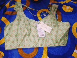 Elegant Lehanga Set With Dupatta