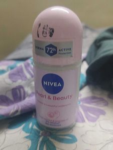 Nivea Pearl & Beauty Deodorant
