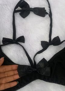 Very Cute Bow Style Frill Sleeves Bra