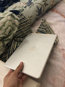 Silver I Pad Air 2 With Box And Bill