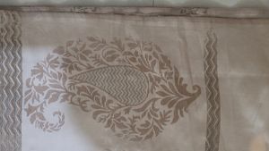 Classic Looking Beige Colour Saree🌟