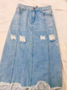 DISTRESSED DENIM SKIRT