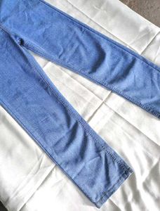 women straight fit jeans