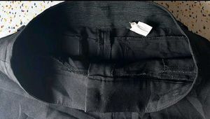 Black Trouser Waist 30-32 L-36,37