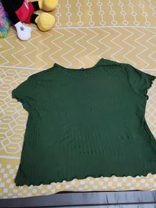 Green Ribbed T-Shirt | Globus | Size L