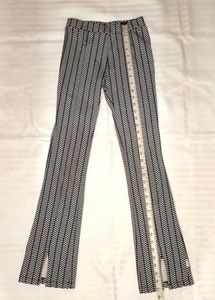 PATTERNED FLARE PANTS
