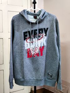 💥BUY1GET1💥 grey men&#39;s hoodie with a basketball (Everyday)