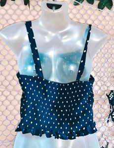 SizeM/L 🎁Buy 2 Get 1 Free 🎁Polka Dot Crop Top