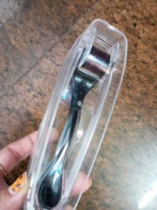 Dr. Qure Derma Roller