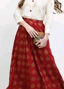 Women' Top And Skirt