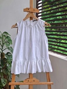 ZARA White Ruffle Hem Sleeveless Top