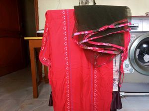 I&#39;m Selling W Kurta Set Combo