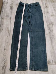 Ma1497 Sabrin jeans waist 26 inches